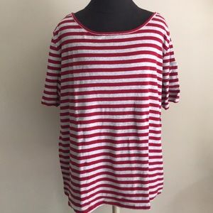 Gray and red striped tee